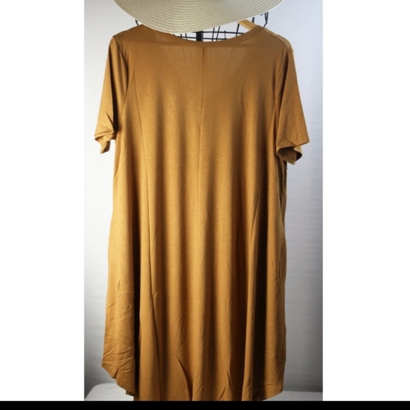 V-Neck Dress Short Sleeve - Picture 4 of 4